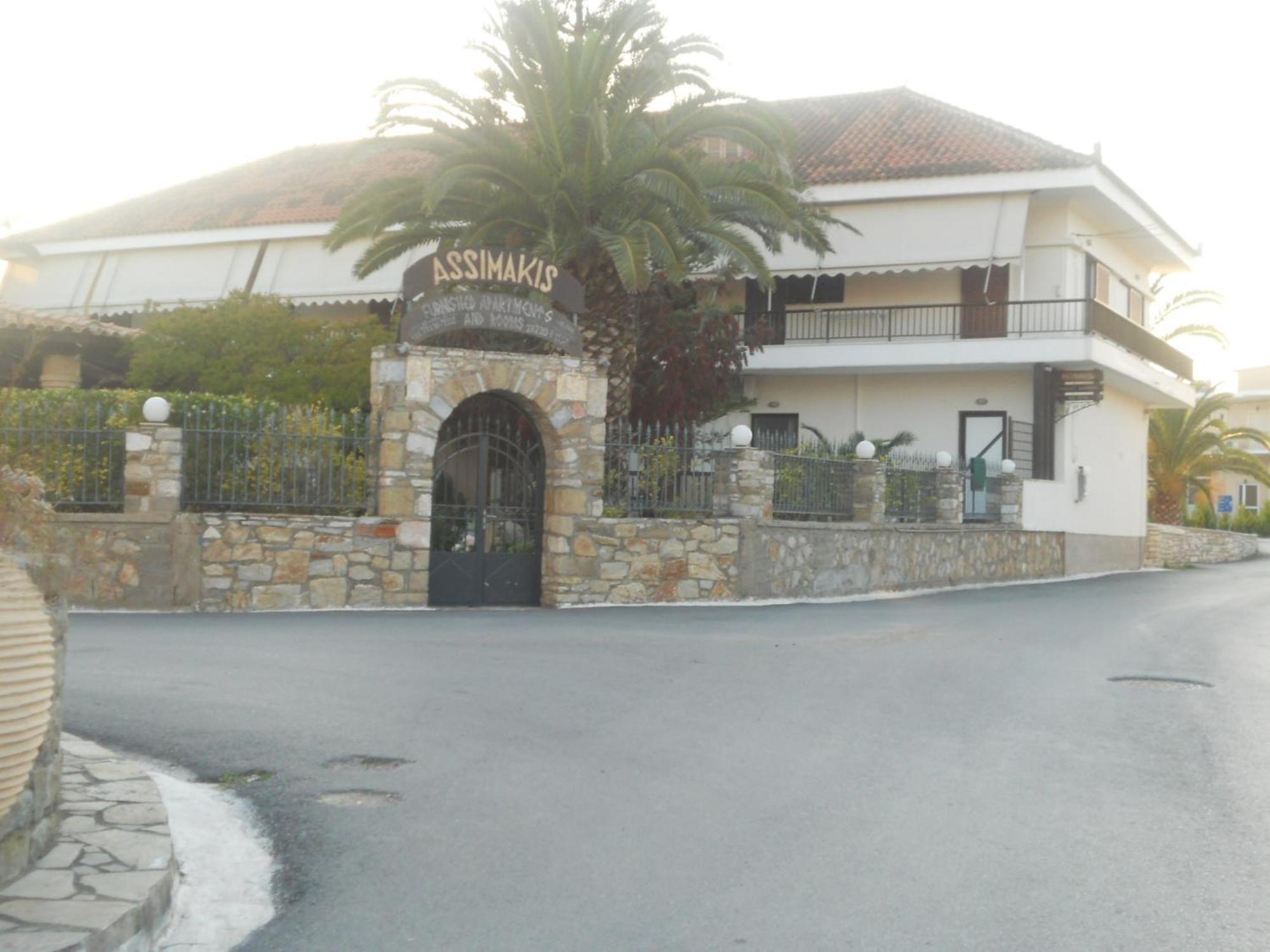 Assimakis Hotel Finikounta Exteriör bild